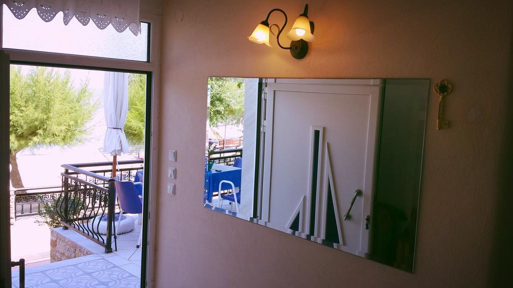 Rooms Ntontas พริโนส ห้อง รูปภาพ