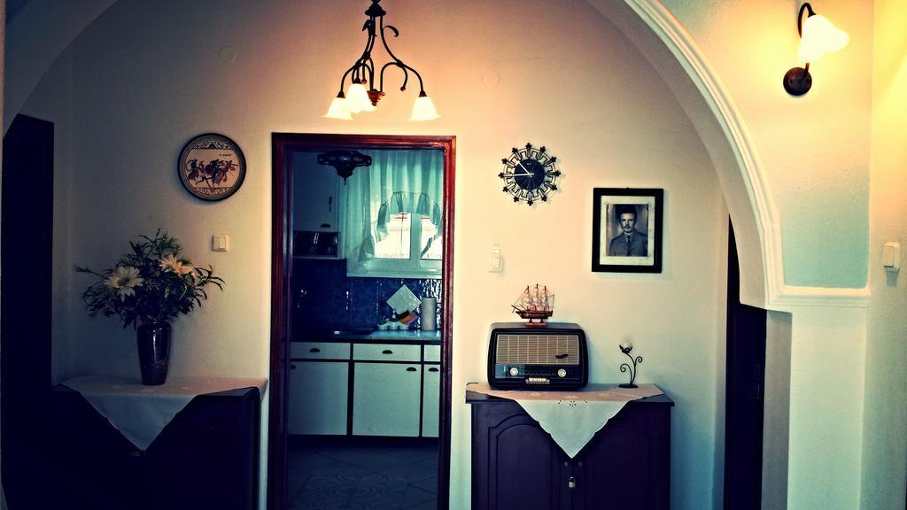 Rooms Ntontas พริโนส ห้อง รูปภาพ